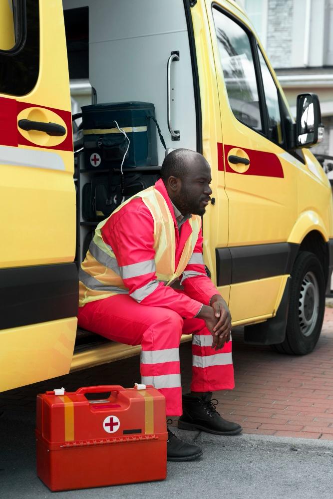 Difference Between Ambulette and Ambulance: A Complete Guide